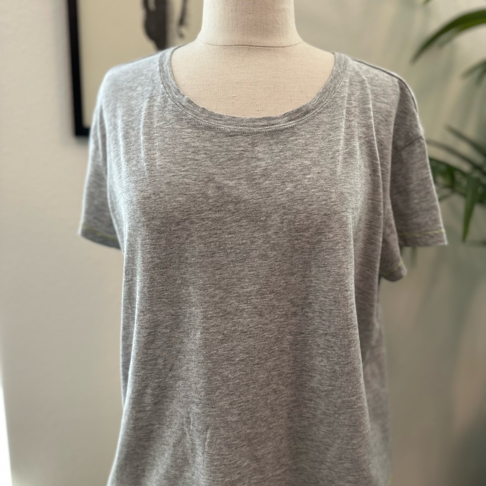 Vineyard Vines Surf Tee XS Grey